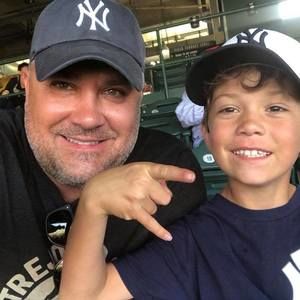 Meet your Posher, Todd